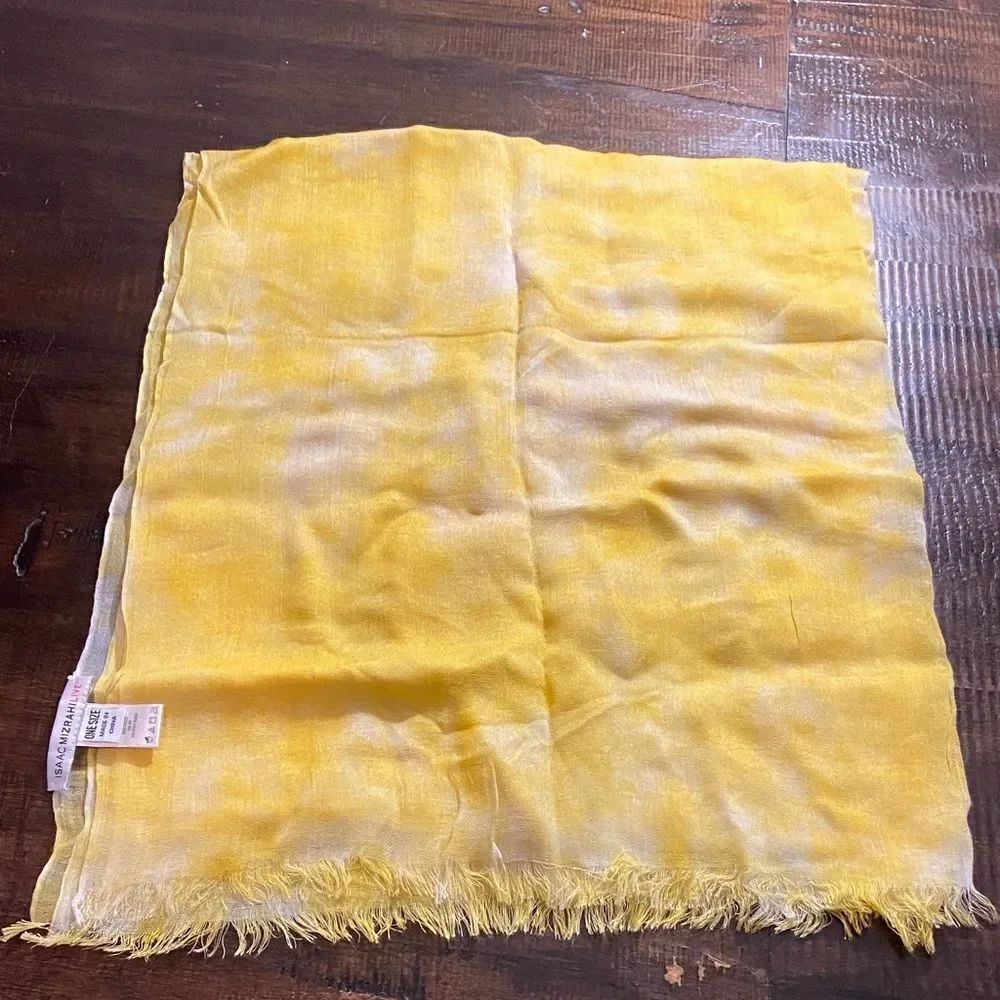 Isaac Mizrahi Vibrant Yellow Scarf
